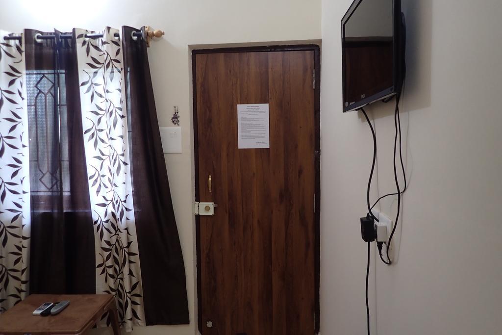 Bella Guest House 칼랑굿 외부 사진