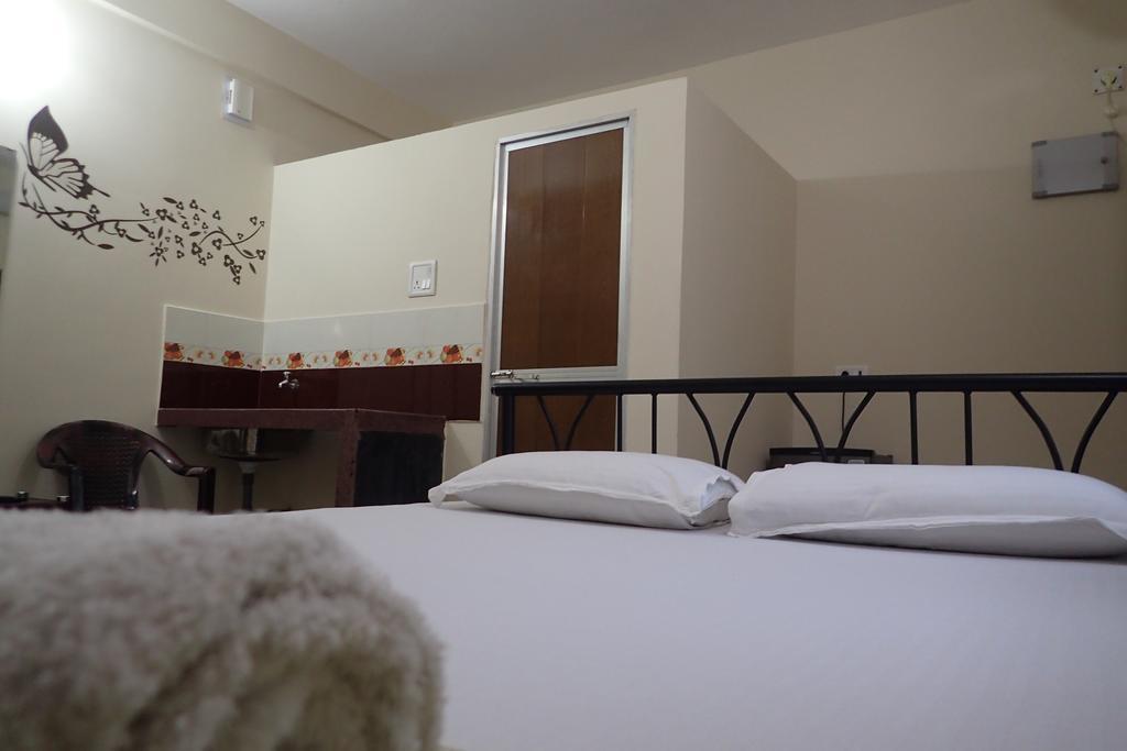 Bella Guest House 칼랑굿 외부 사진
